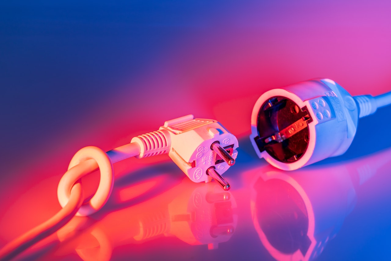 the-plug el enchufe